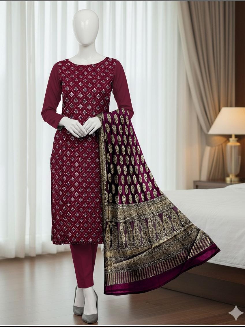 4 Session Embroidered 3 Piece